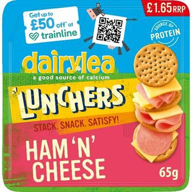 dairylea lunchers ham 'n' cheese, with an image of a stack of crackers with ham and cheese in the middle